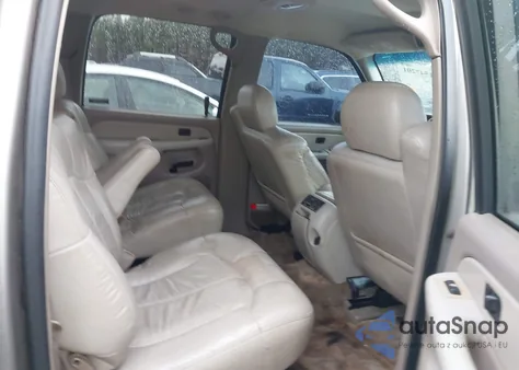 2002 Chevrolet Suburban 1500 Ls z USA, uszkodzony, nr VIN 1GNEC16Z12J132858